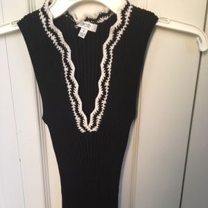 Cache Black/White stretch Tank Top - Size Sm